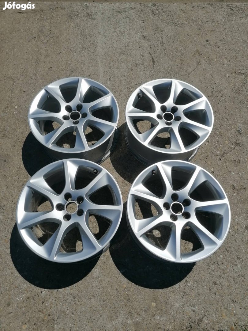 5x100-as,17-es Audi alufelni 