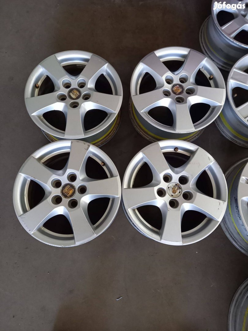 5x100 lyukosztású 6JJ 14 alufelni Skoda gyári Axx