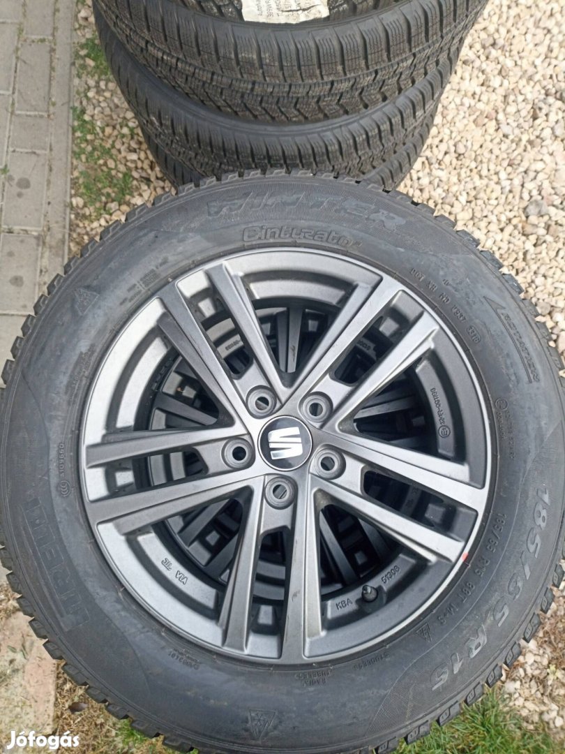 5x100 r15 gyári Seat matt szürke vadonatúj Pirelli téli gumikkal