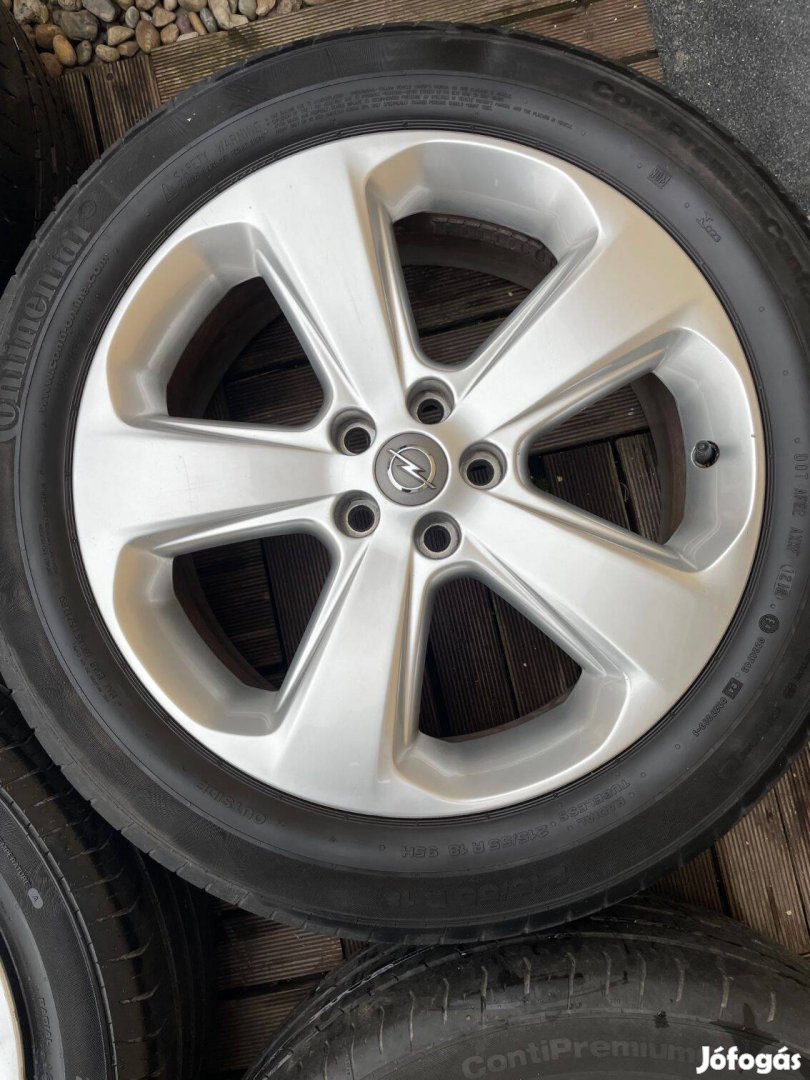 5x105 osztókörre 18 méretű nyári szett GM alufelniken