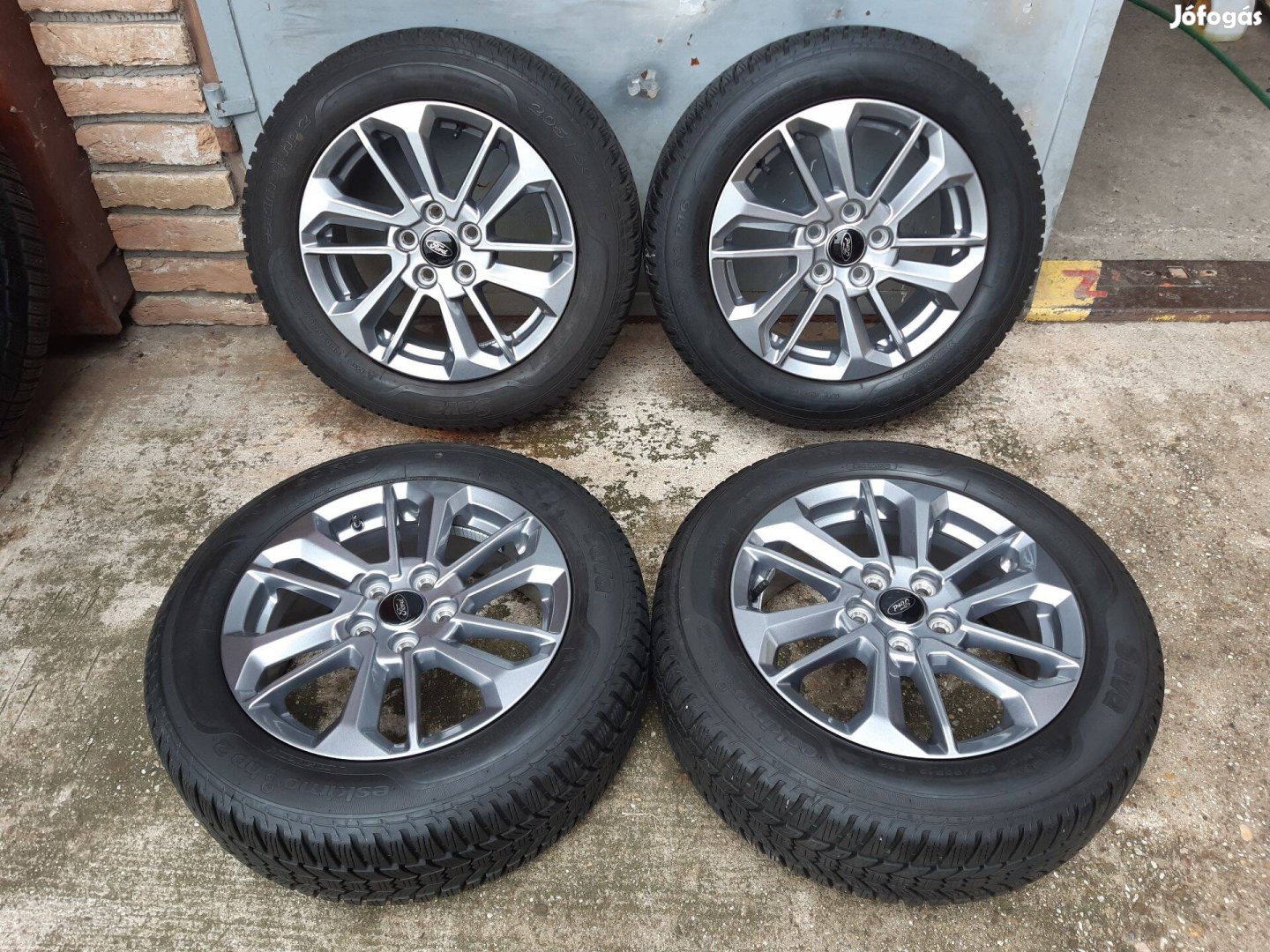 5x108 16" Ford Focus (MK4) +Tpms