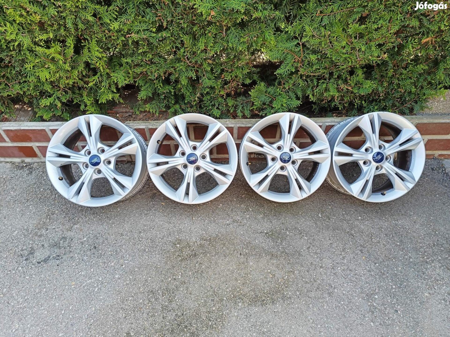 5x108 16 / 16" Gyári Ford alufelni, szenzorok
