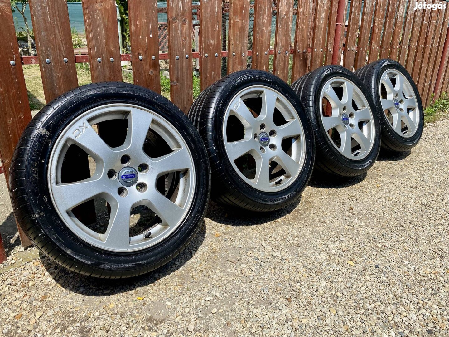 5x108 17" Volvo xc alufelni nyárigumival