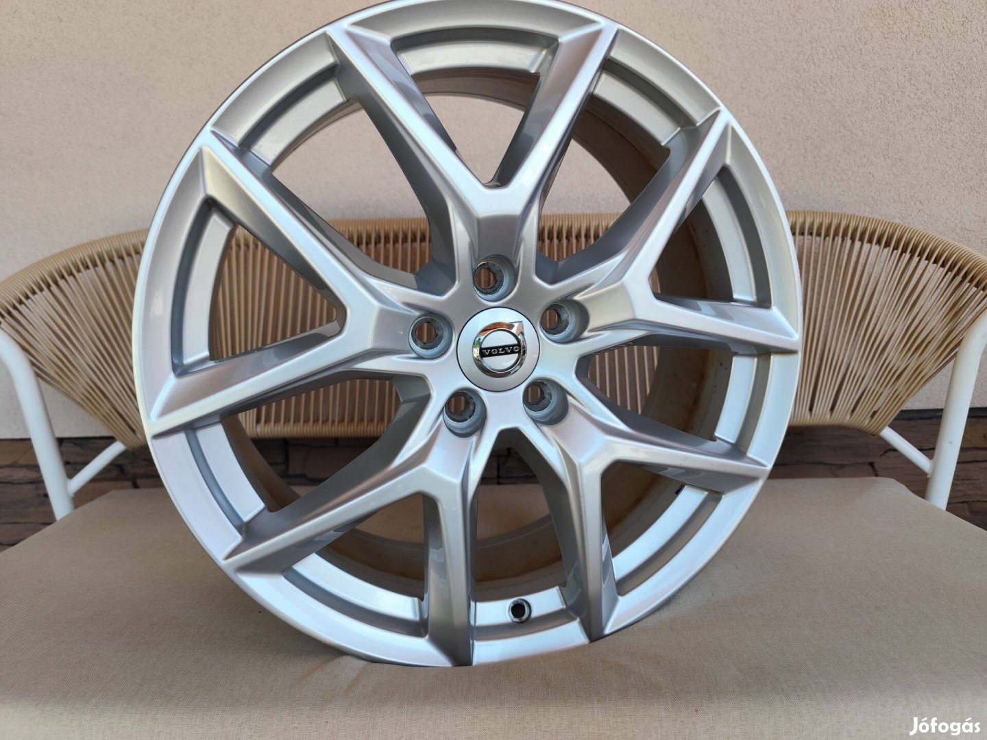 5x108 18 Volvo gyári Volvo alufelni 7,5Jx18ET50,5