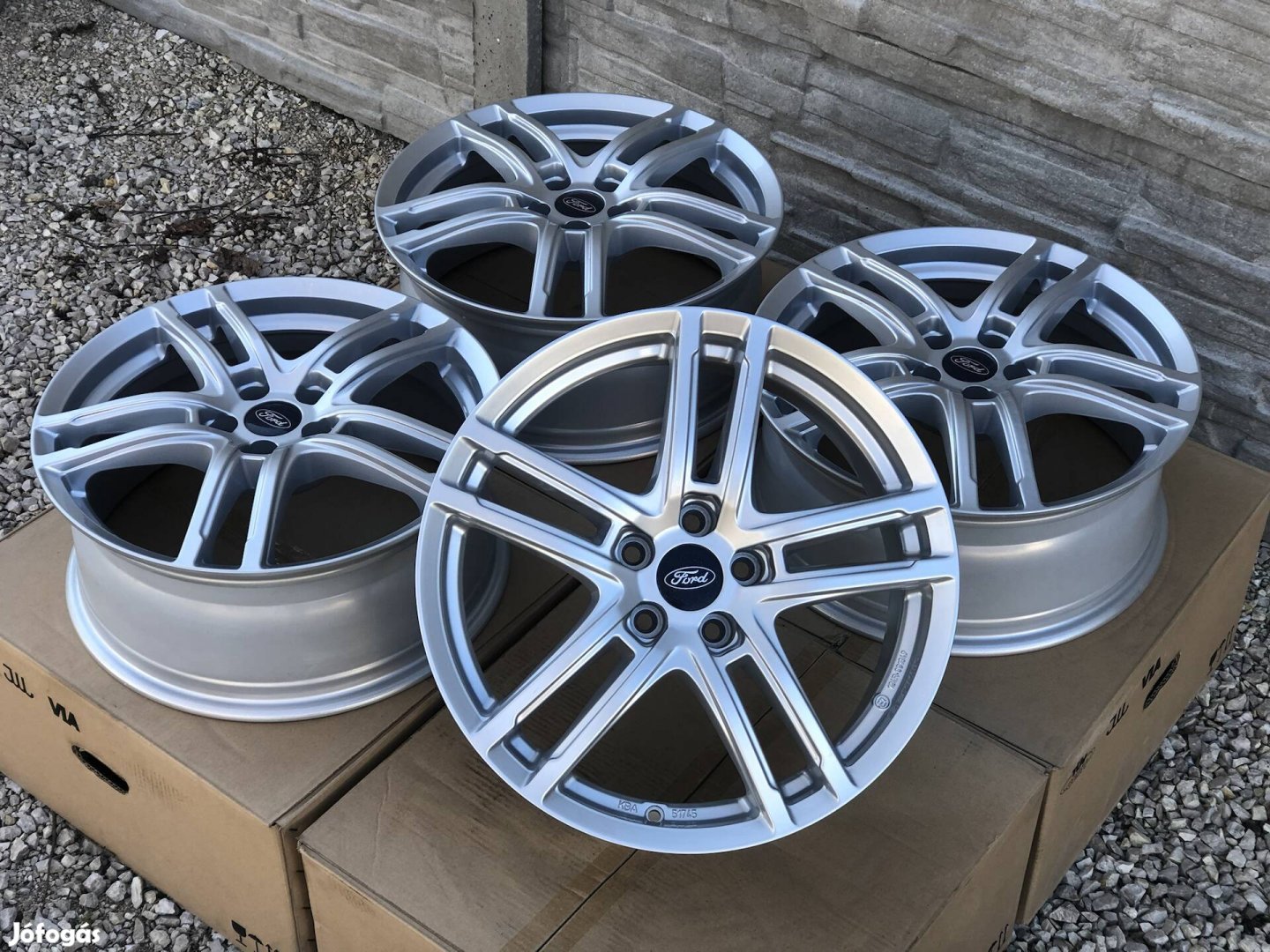 5x108 18" Dezent Ford Volvo Alufelni 18 col 