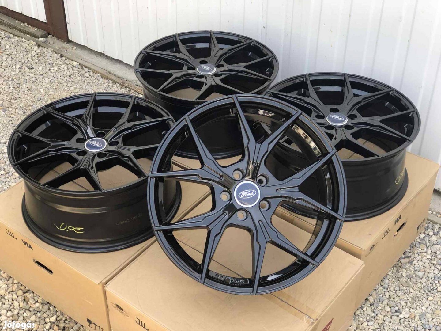 5x108 18" Új Keskin Kt19 Ford Volvo Jaguar Peugeot Citroen 18 col