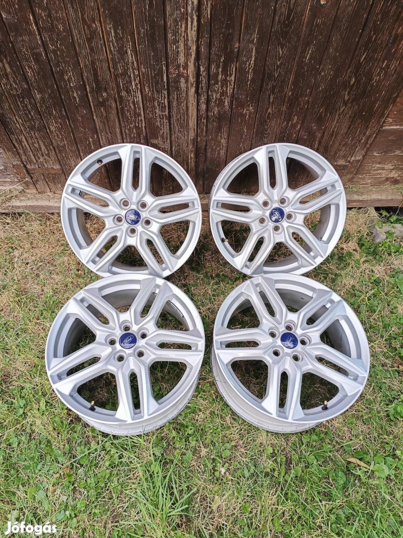 5x108 18 / 18" Gyári Ford alufelni, szenzorokkal együtt