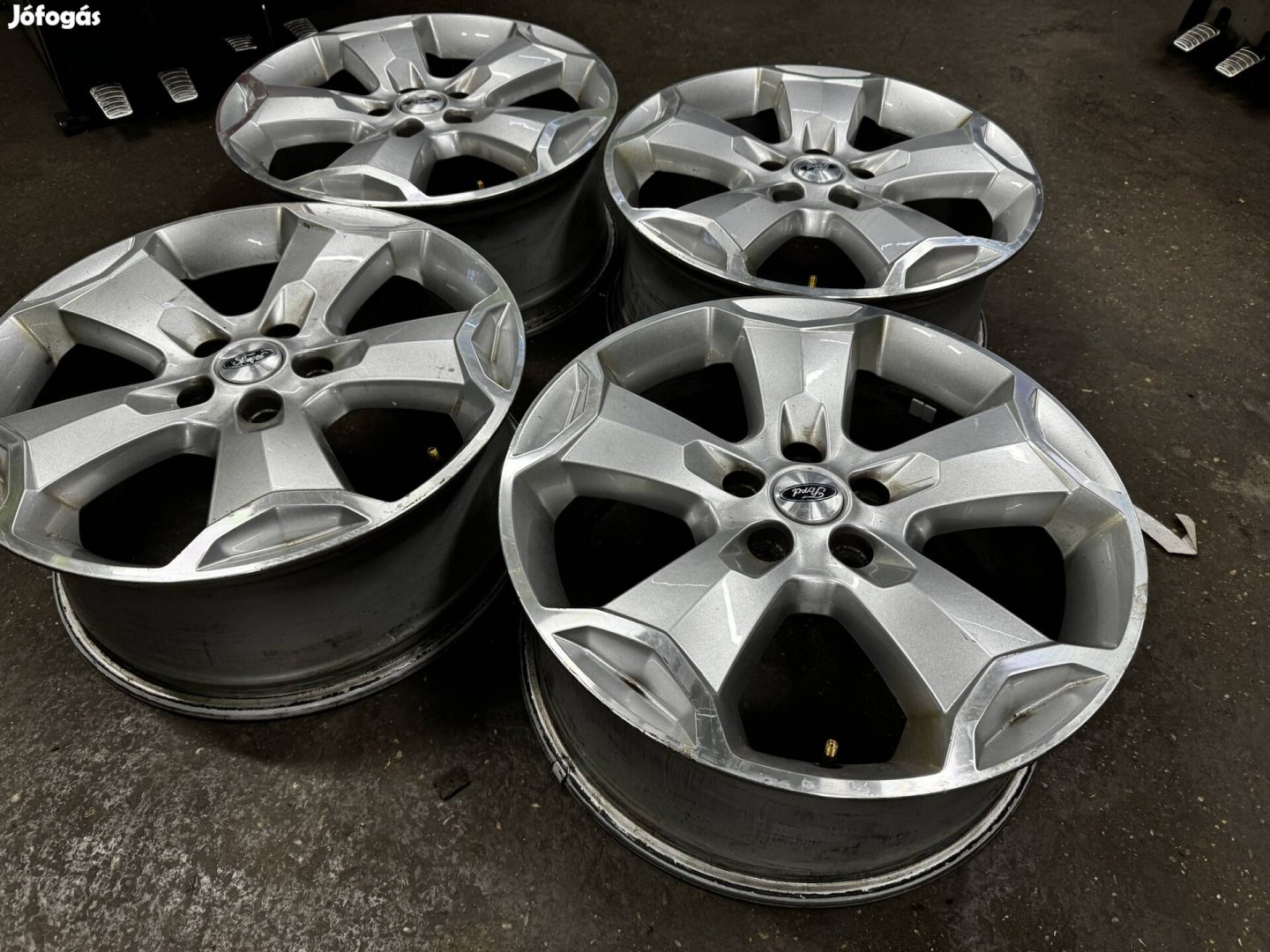 5x108 7,5x18 Ford gyári felni