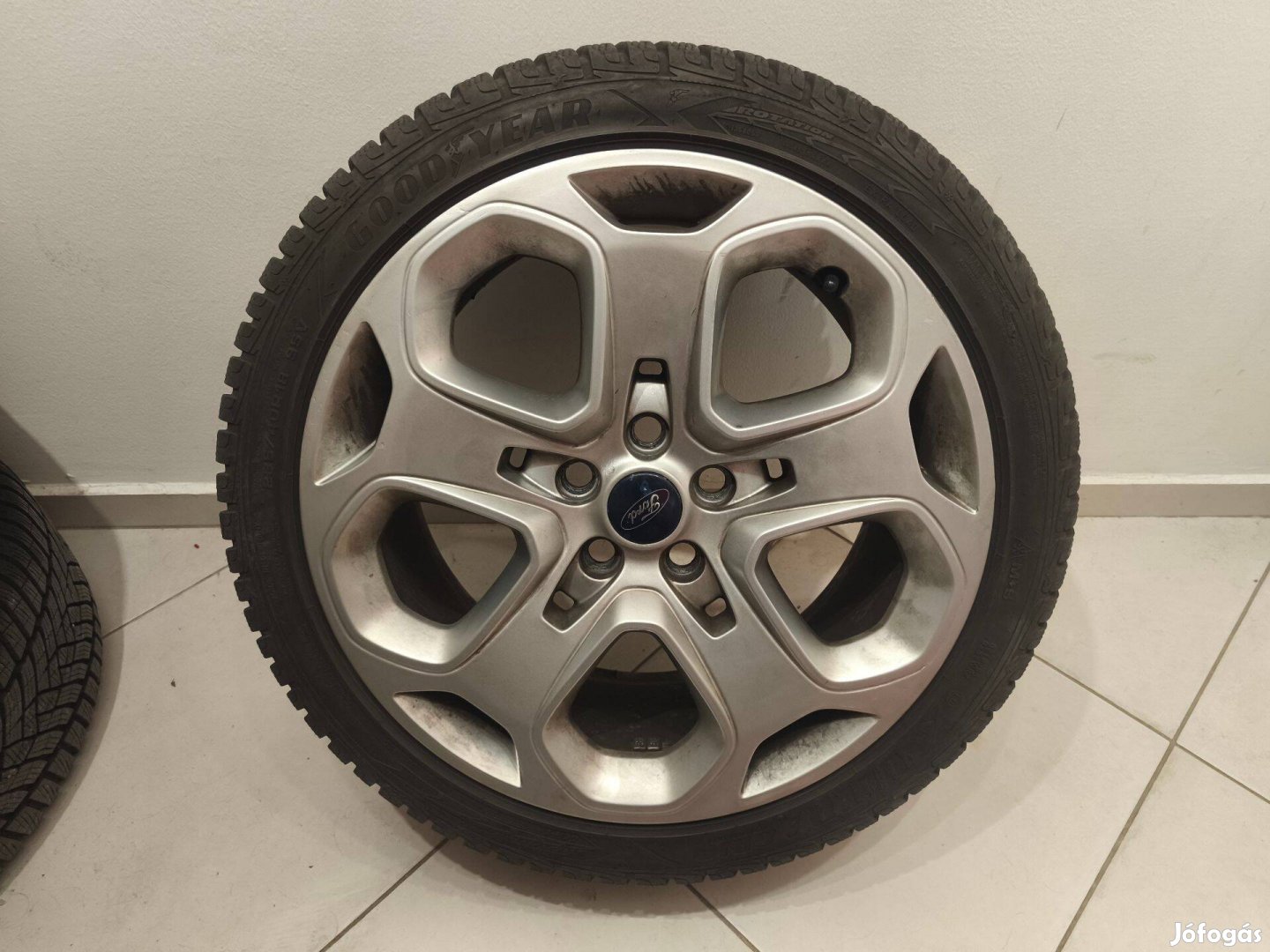 5x108 ET55 4db Ford alufelni Goodyear téli gumival 8mm