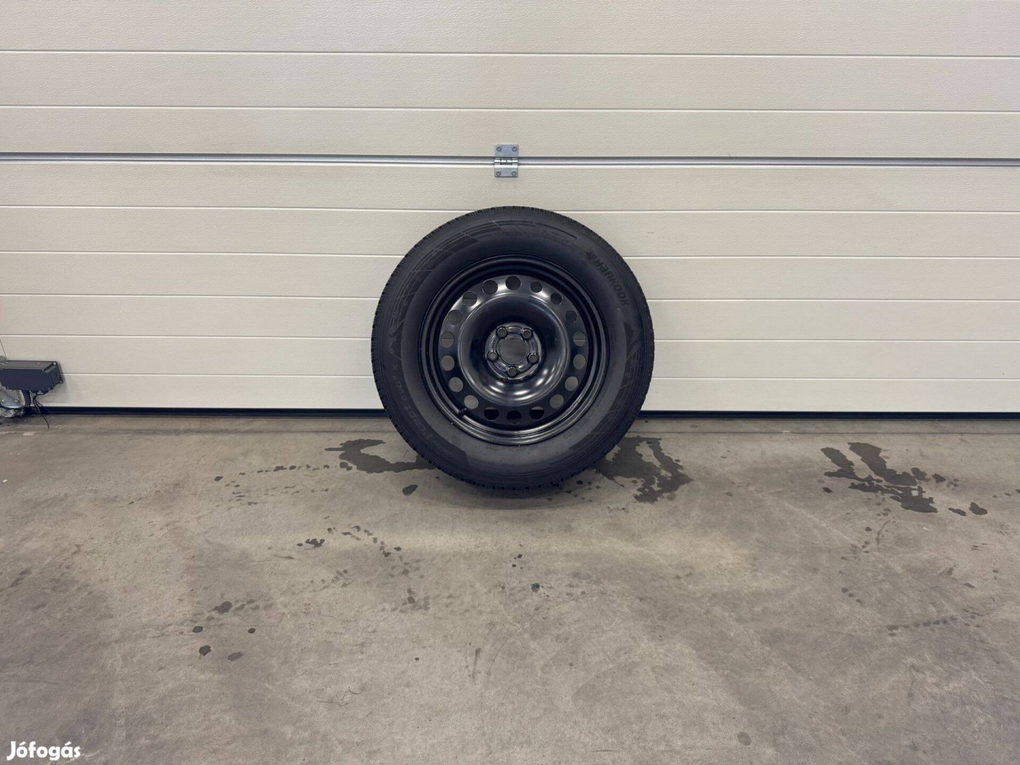5x108 Ford Kuga 17 felni, 225/65R17 téli gumi