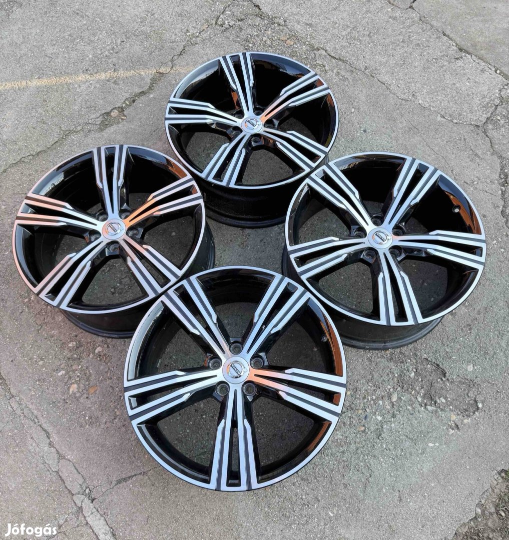 5x108 Gyari Volvo 19újszerű R19, 19