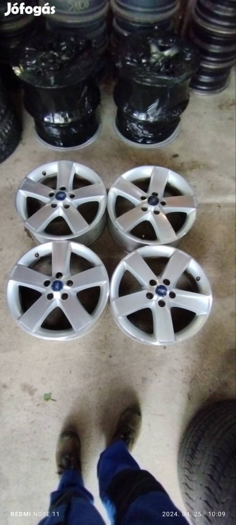 5x108 R17 es eredeti ford alufelni 