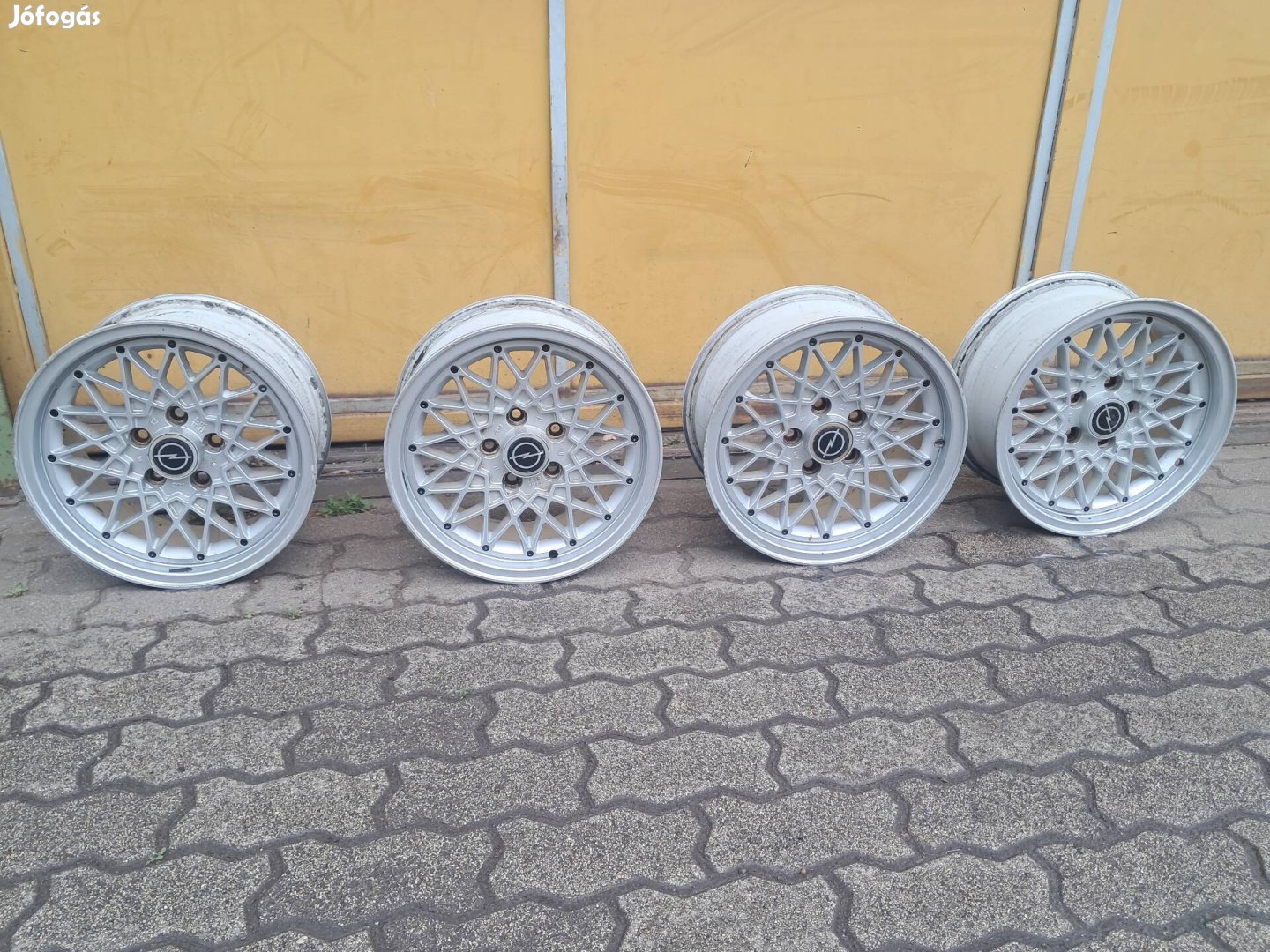5x110 15" GM Opel gyári alufelni 4db