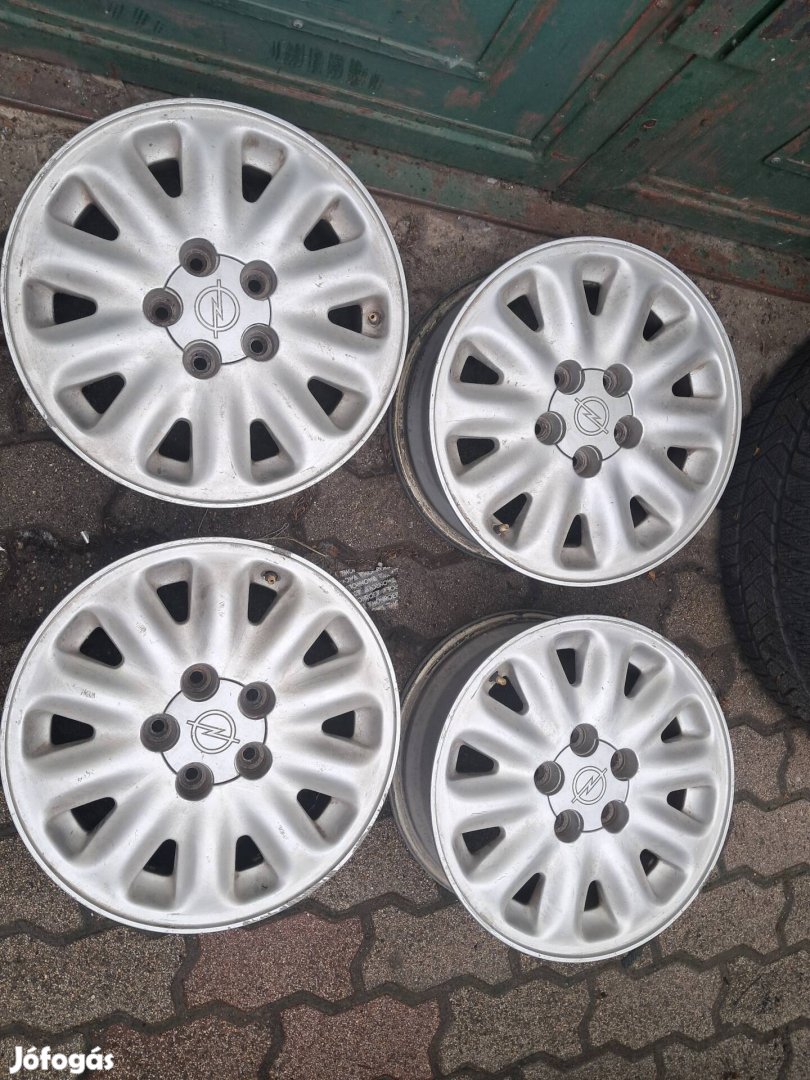 5x110 15" Opel Gyári alufelni 4db 50000ft