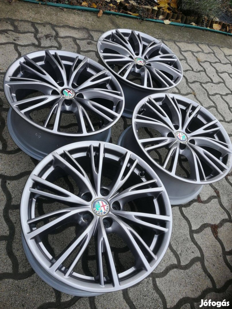 5x110 Alfa Romeo Stelvio, Giulietta, Brera, 159 18" gyári alufelni