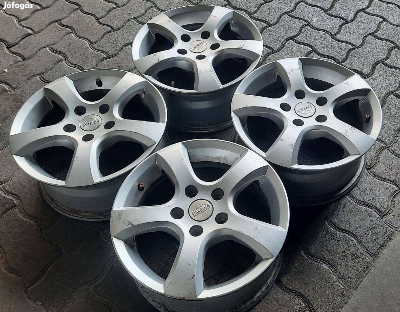 5x110 Mangels Alufelni 15" Opel