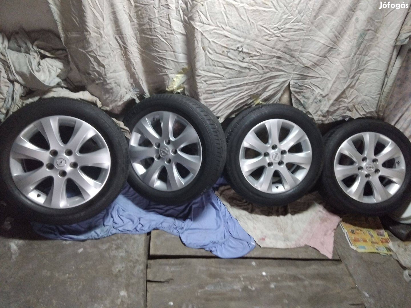 5x110-es opel 16"-os alufelni gumival