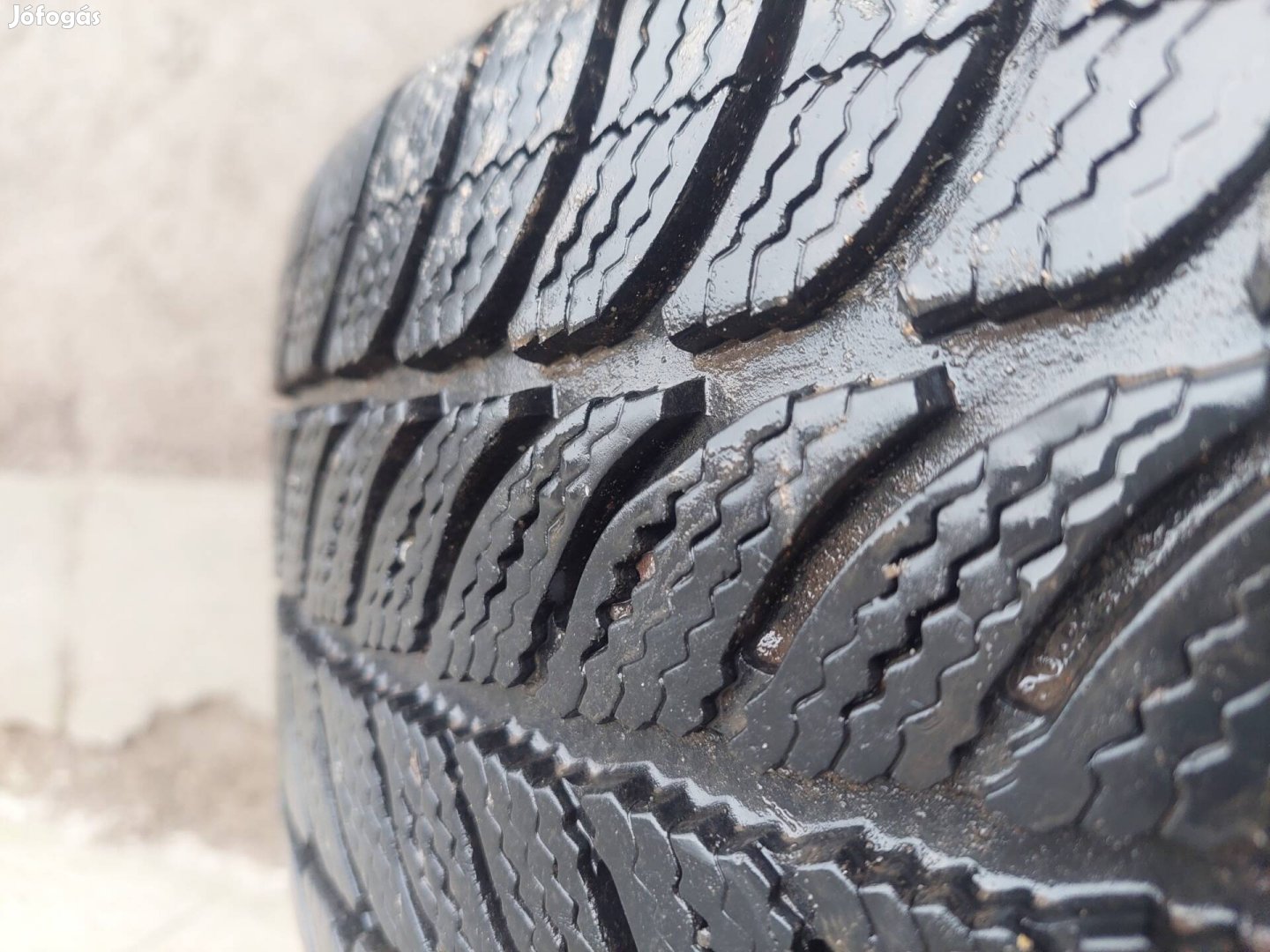5x110 osztású alufelni téligumival
