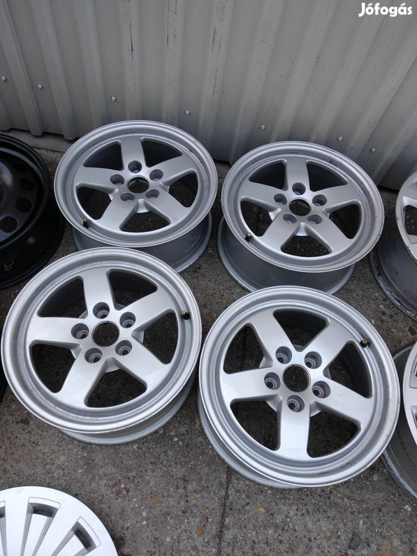 5x112 16 Gyári Audi alufelni dísztárcsával 60000ft a 4db/142/
