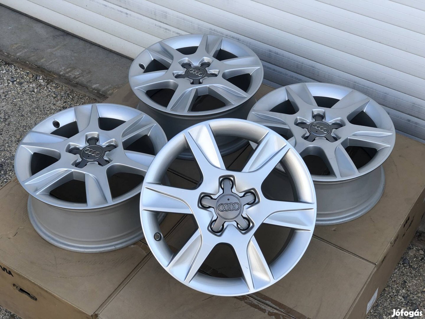 5x112 16" Gyári Audi A3 8P Alufelni 16 col 