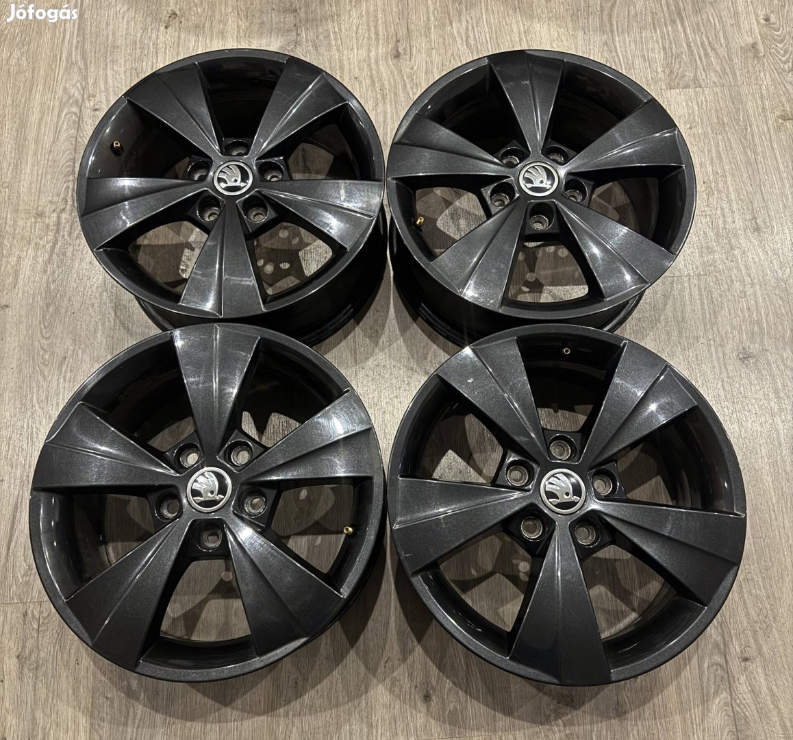 5x112 16 coll gyári Skoda Octavia alufelni 4 3 2 Superb 