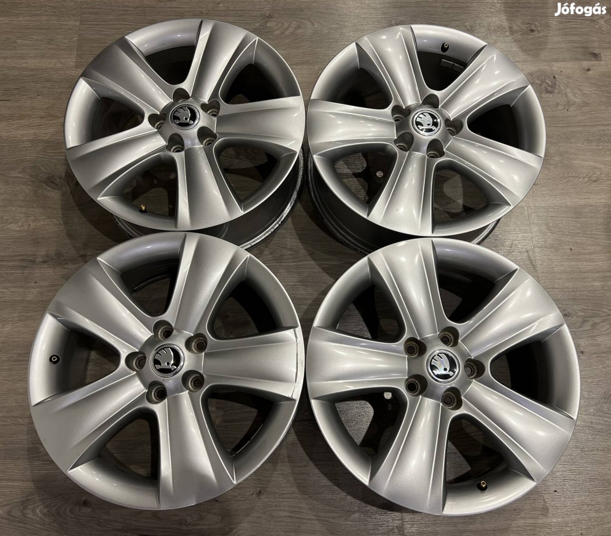 5x112 17 Gyári Skoda újszerű alufelni Octavia Superb Yeti Karoq