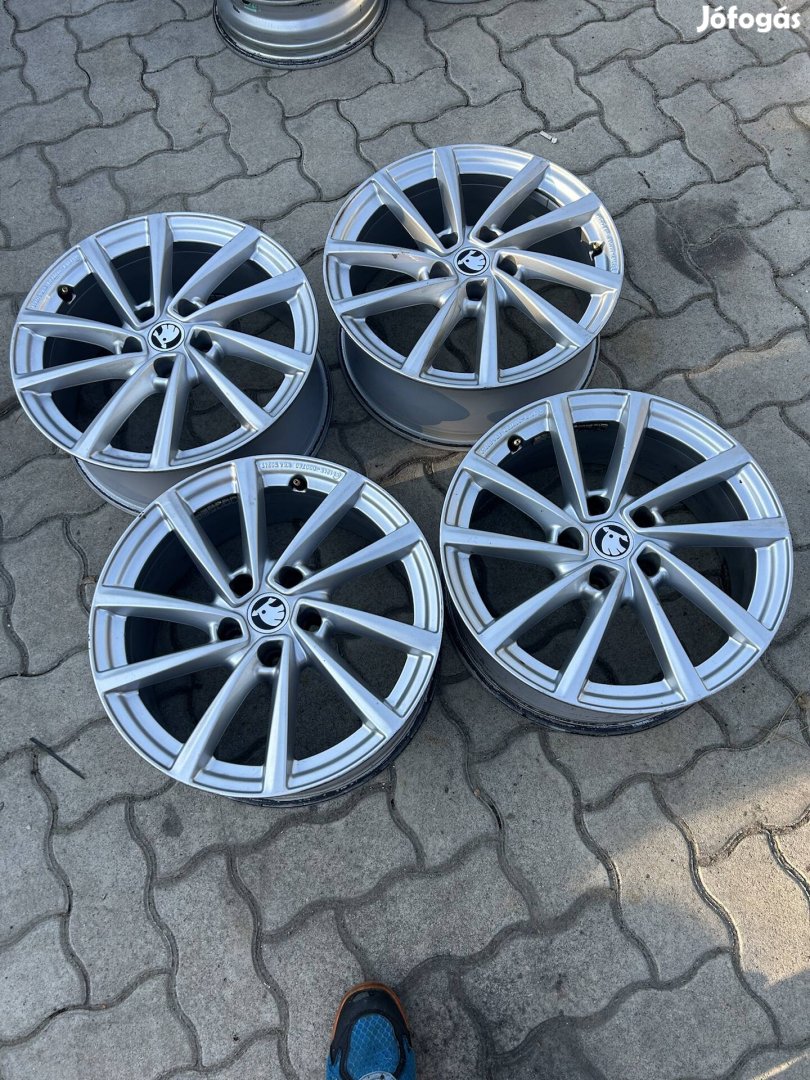 5x112 17 Skoda alufelni 