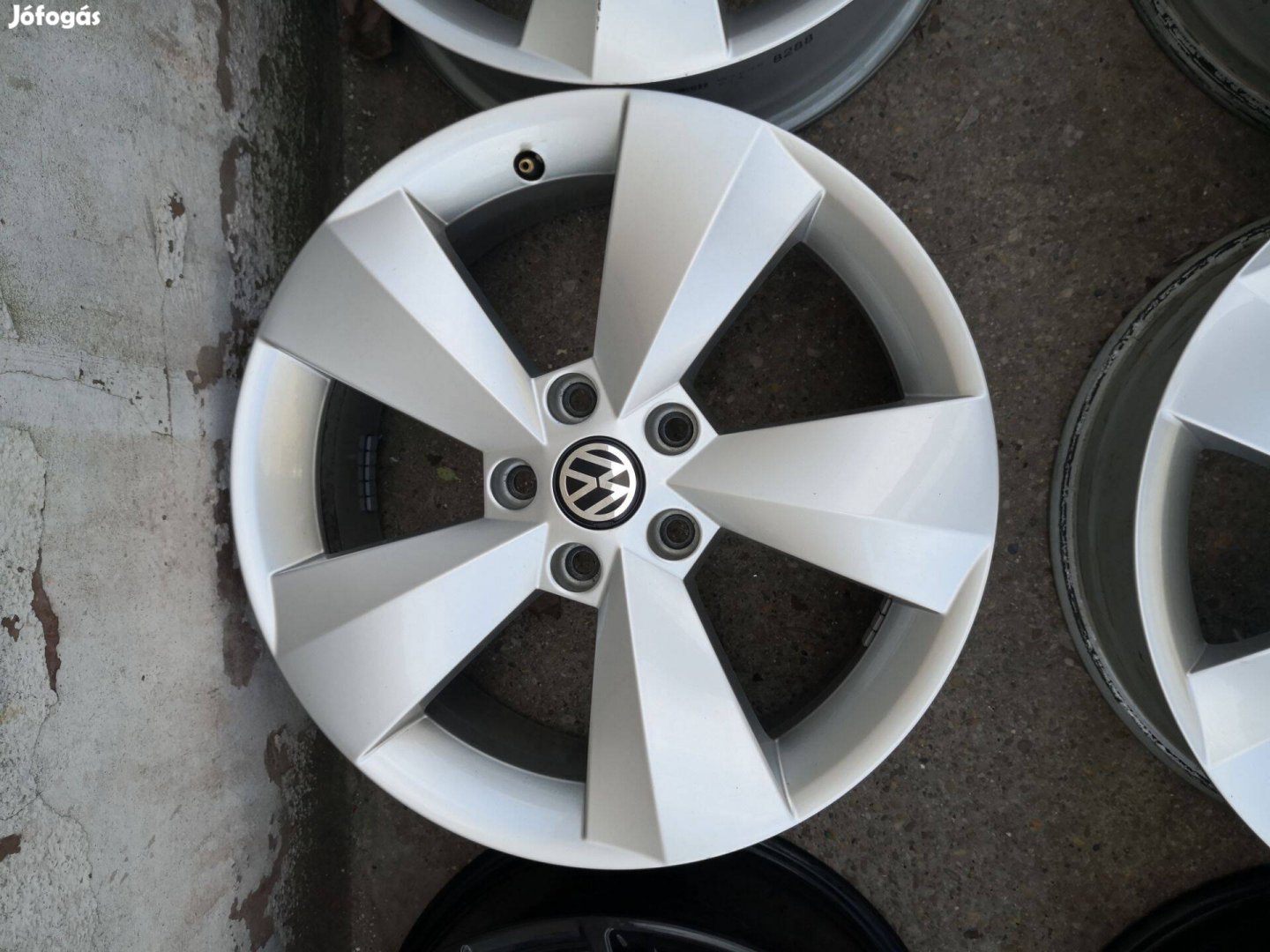 5x112 17 Volkswagen alufelni 128000ft a 4db Ingyenposta/267/