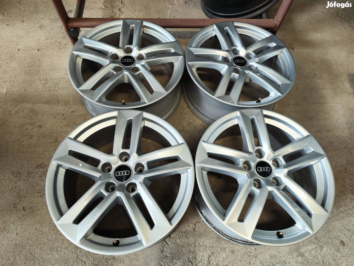 5x112 17" Gyári Audi A4 B9 Alufelni Felni 90Garage #765