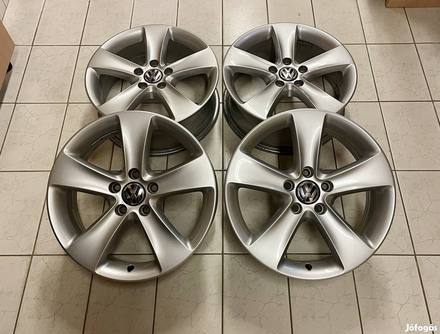 5x112 17" Gyári alufelni Garnitúra VW Audi Seat Skoda 