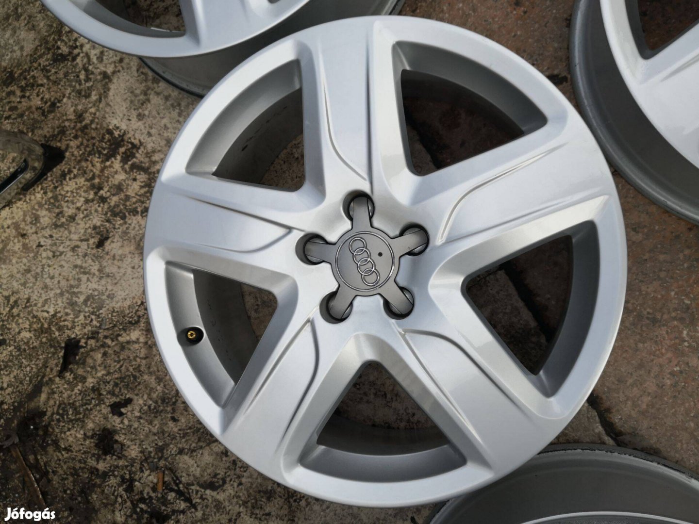 5x112 18 Gyári Audi alufelni 155000ft a 4db /426/