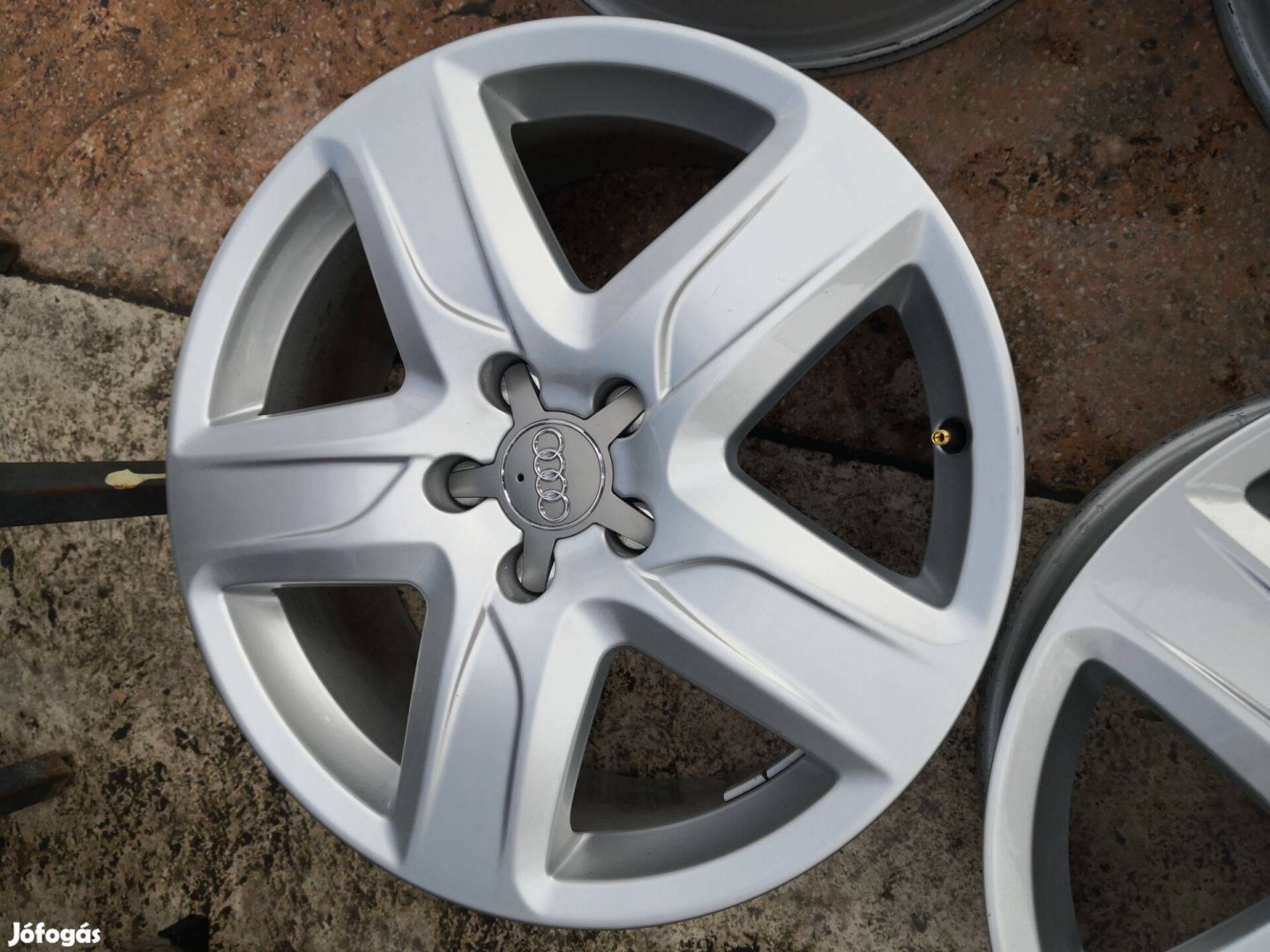 5x112 18 Gyári Audi alufelni 155000ft a 4db /427/