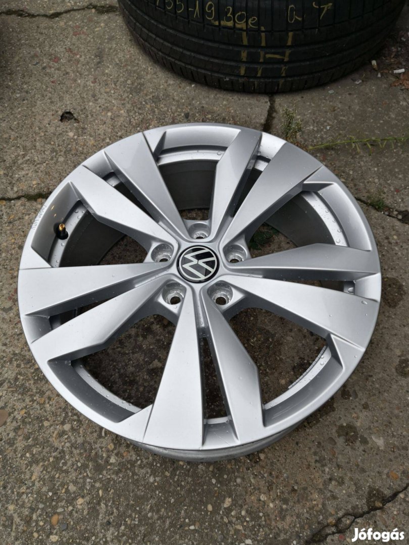 5x112 18 Új!! Gyári Volkswagen alufelni 180000ft a 4db/186/