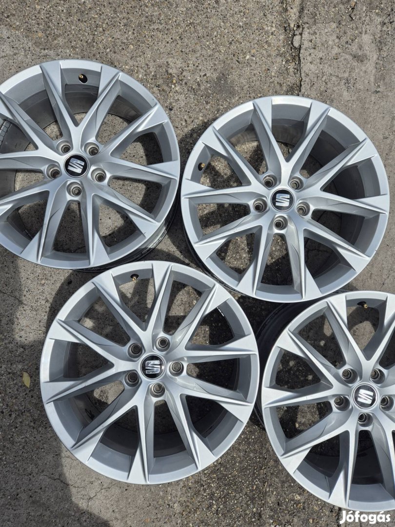 5x112 18"  Seat felni