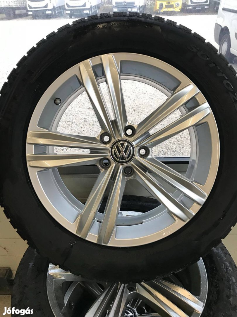 5x112 18 col Volkswagen Tiguan újszerű alufelni 5NA601025M ÁR/db