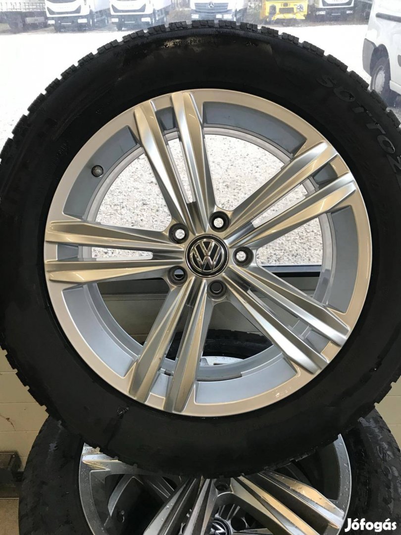 5x112 18 col Volkswagen Tiguan újszerű alufelni 5NA601025M ÁR/db