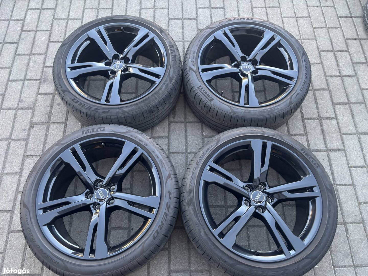 5x112 20" gyári Audi Alufelni 255/40 R20 Pirelli nyárigumi 20