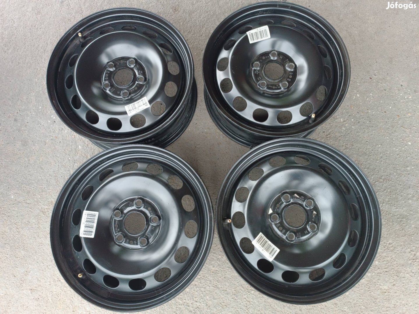 5x112 6x16 r16 et48 gyári VW lemezfelni garnitúra 