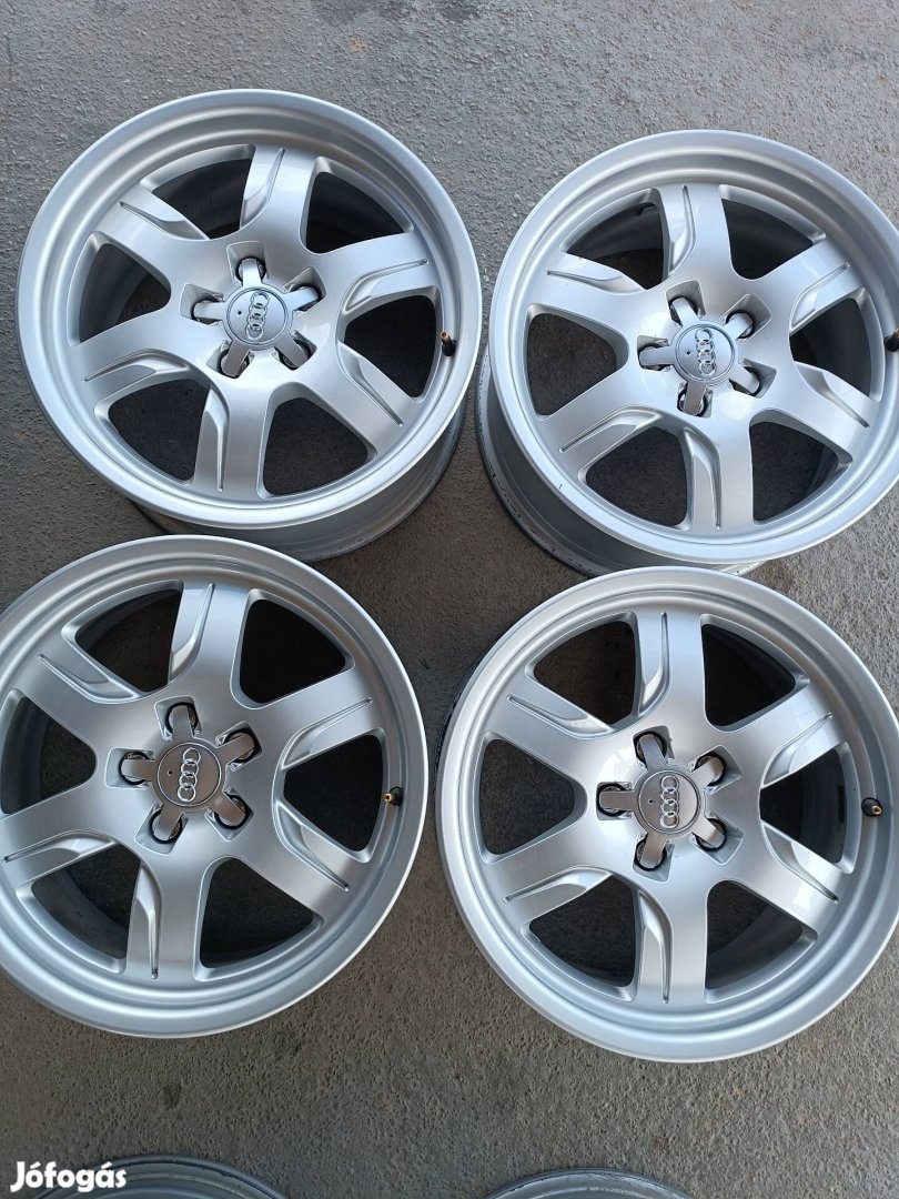 5x112 7,5x17 r17 et28 gyári Audi A5/S5/Cabrio alufelni garnitúra 