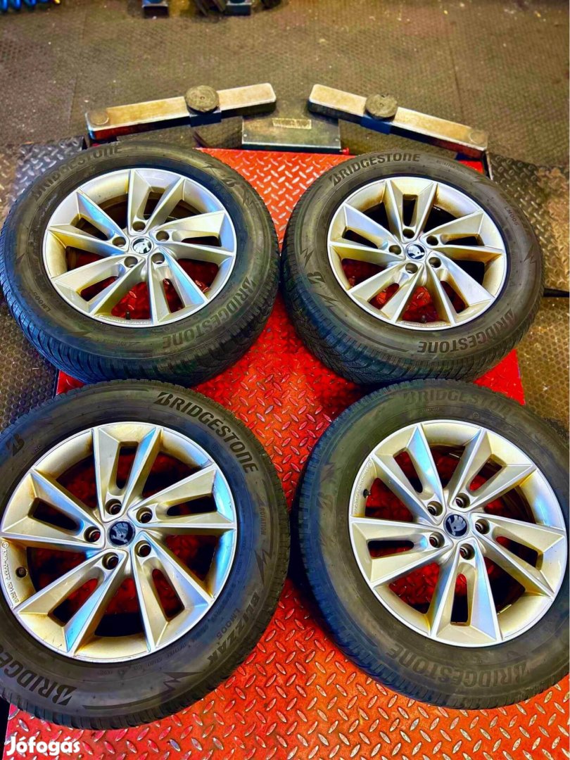 5x112 AUDI Q3,VW Volkswagen Tiguan 17"téli Firestone R17