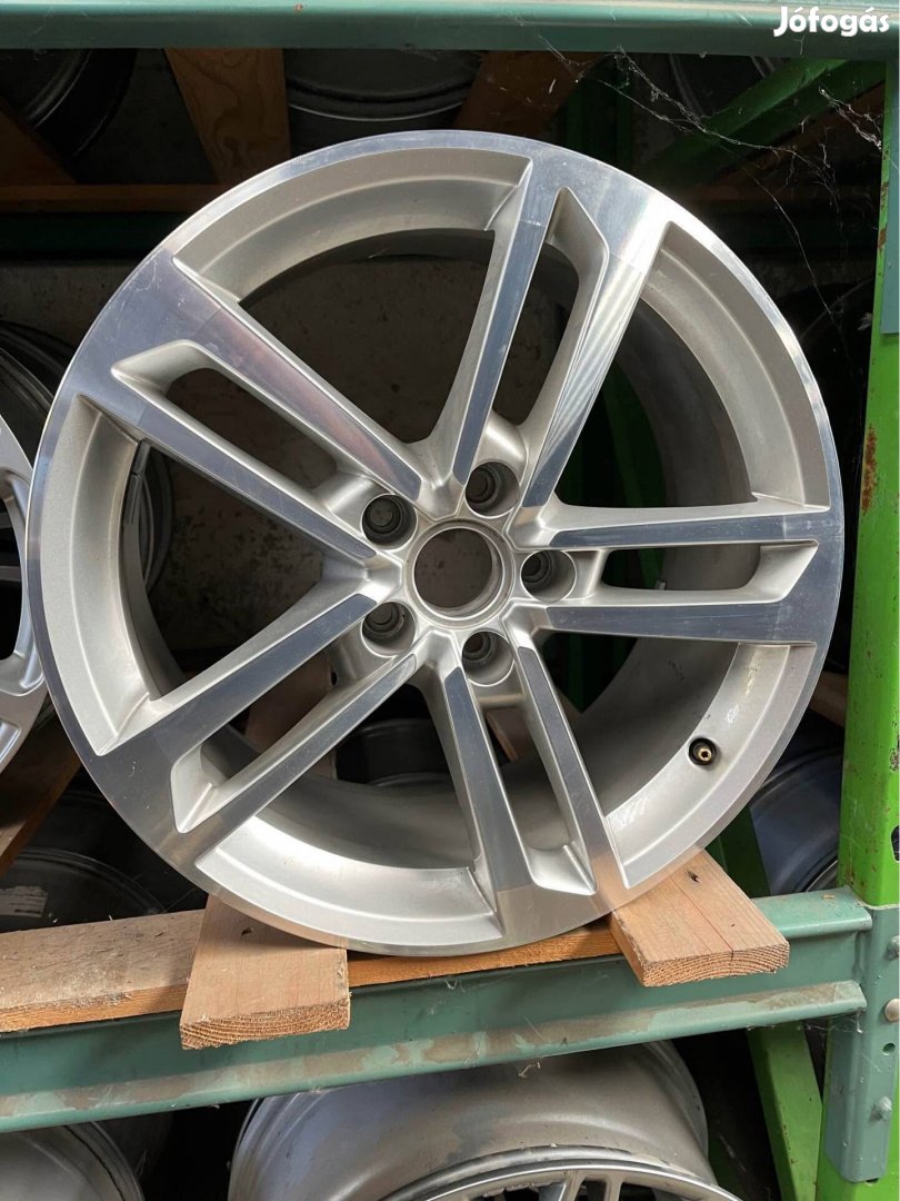 5x112 Gyari AUDI 18"újszerű R18, 18