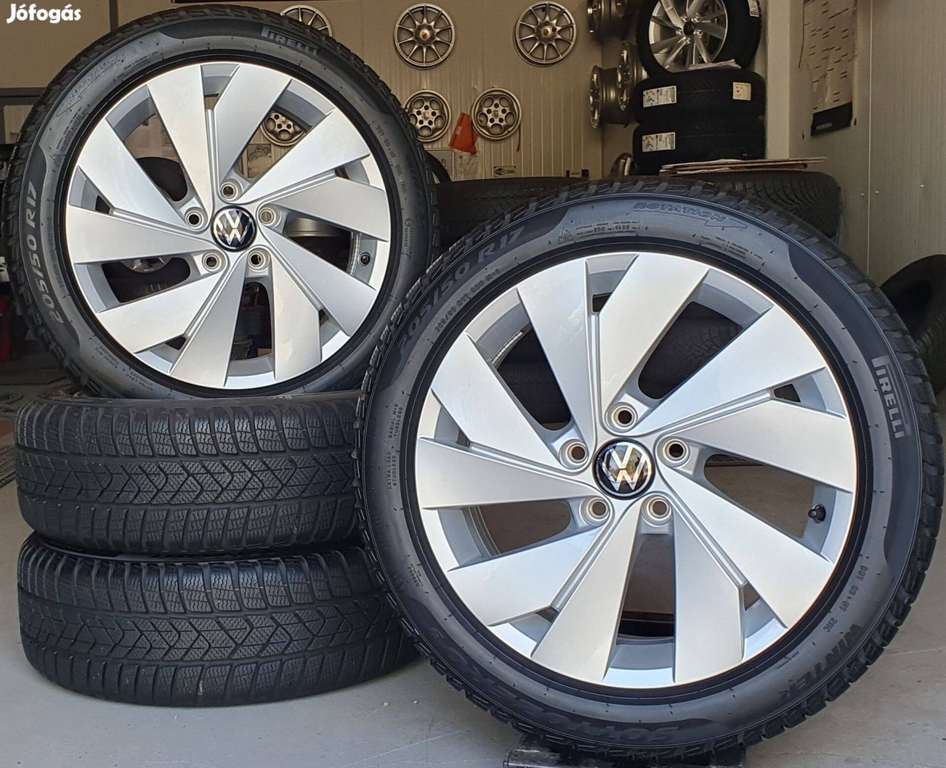 5x112 Gyári Volkswagen Golf Belmont alufelni 205/50 R17 téli gumik