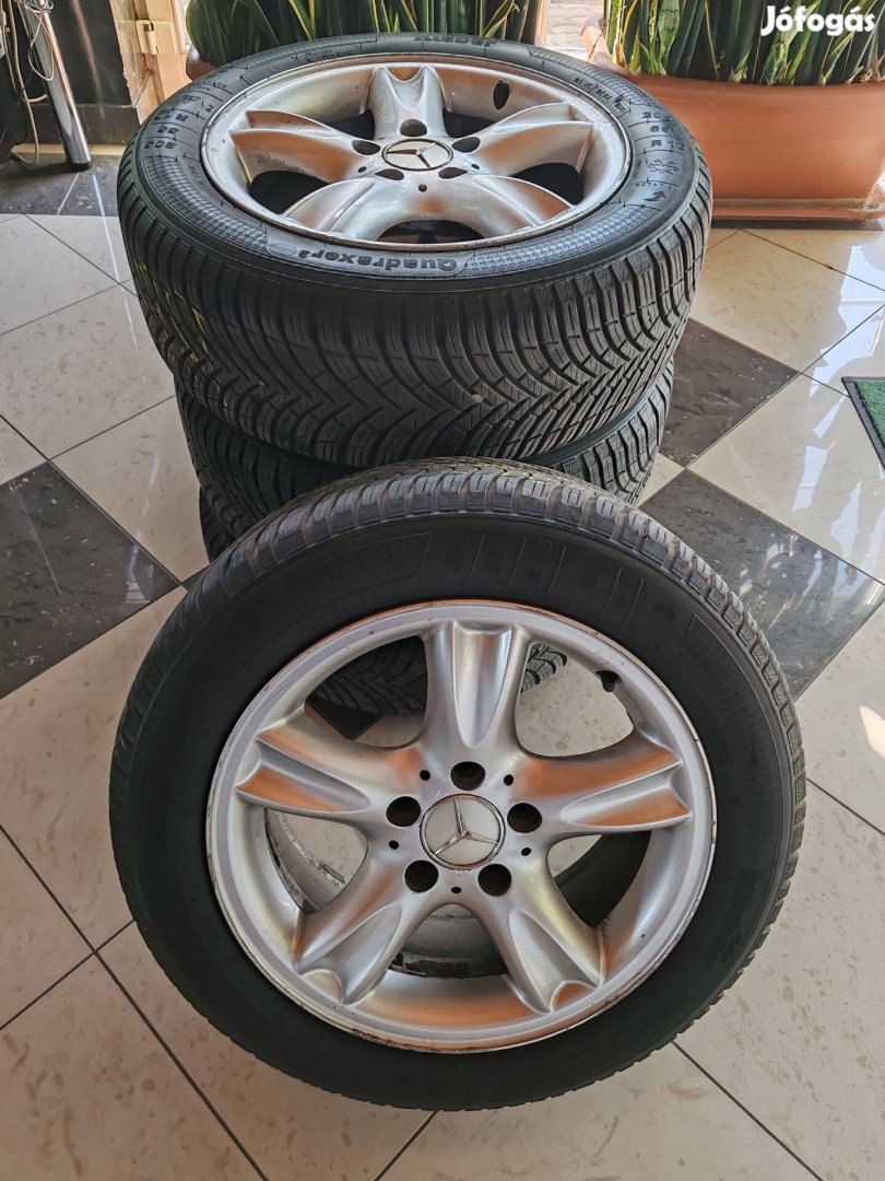 5x112 Mercedes 2 széles 16-os Gyári alufelnik 4 évszakos gumikkal!