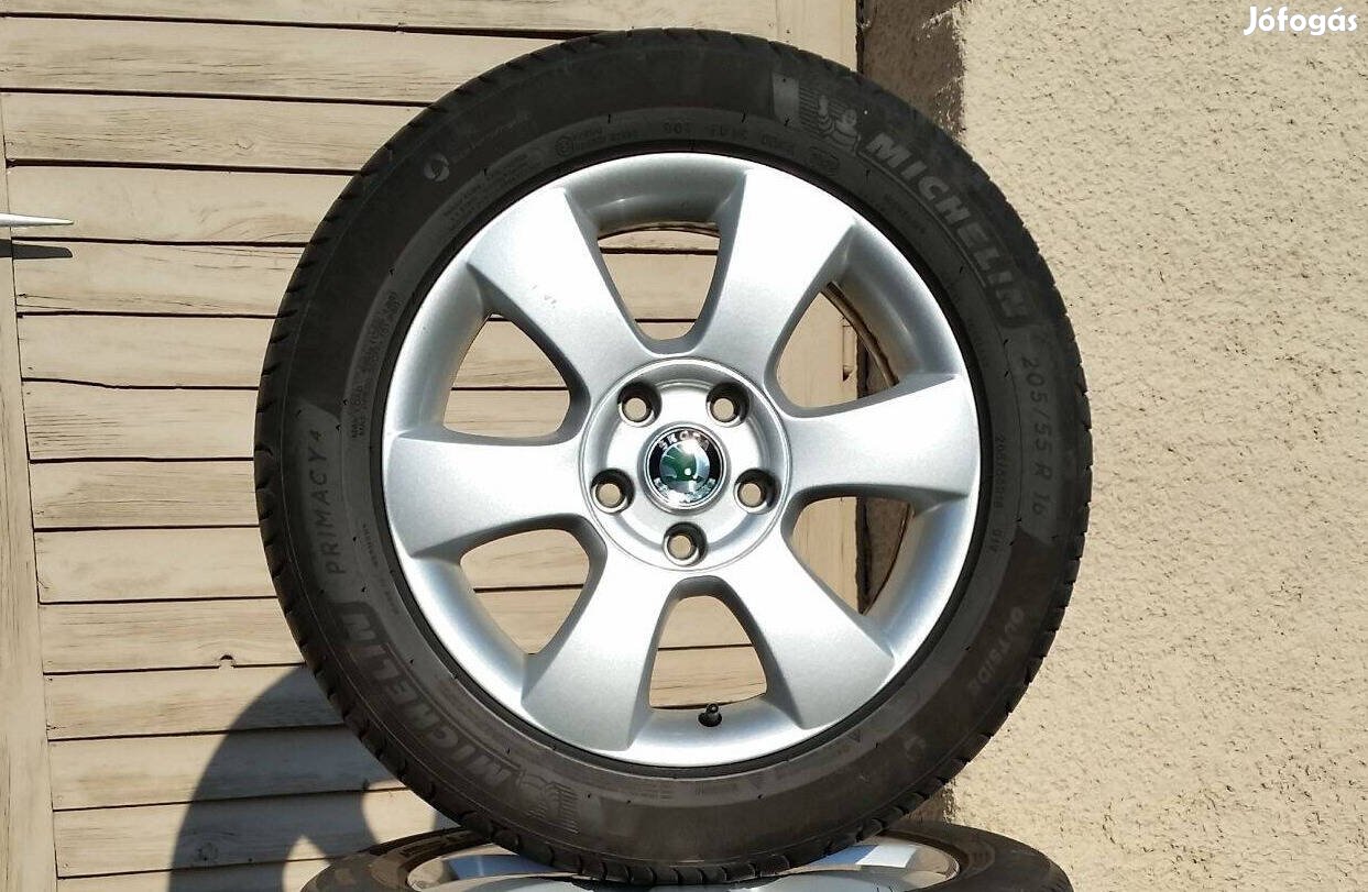 5x112 R16 Skoda Alufelni újszerű gumival 205/55 Volkswagen Seat Audi