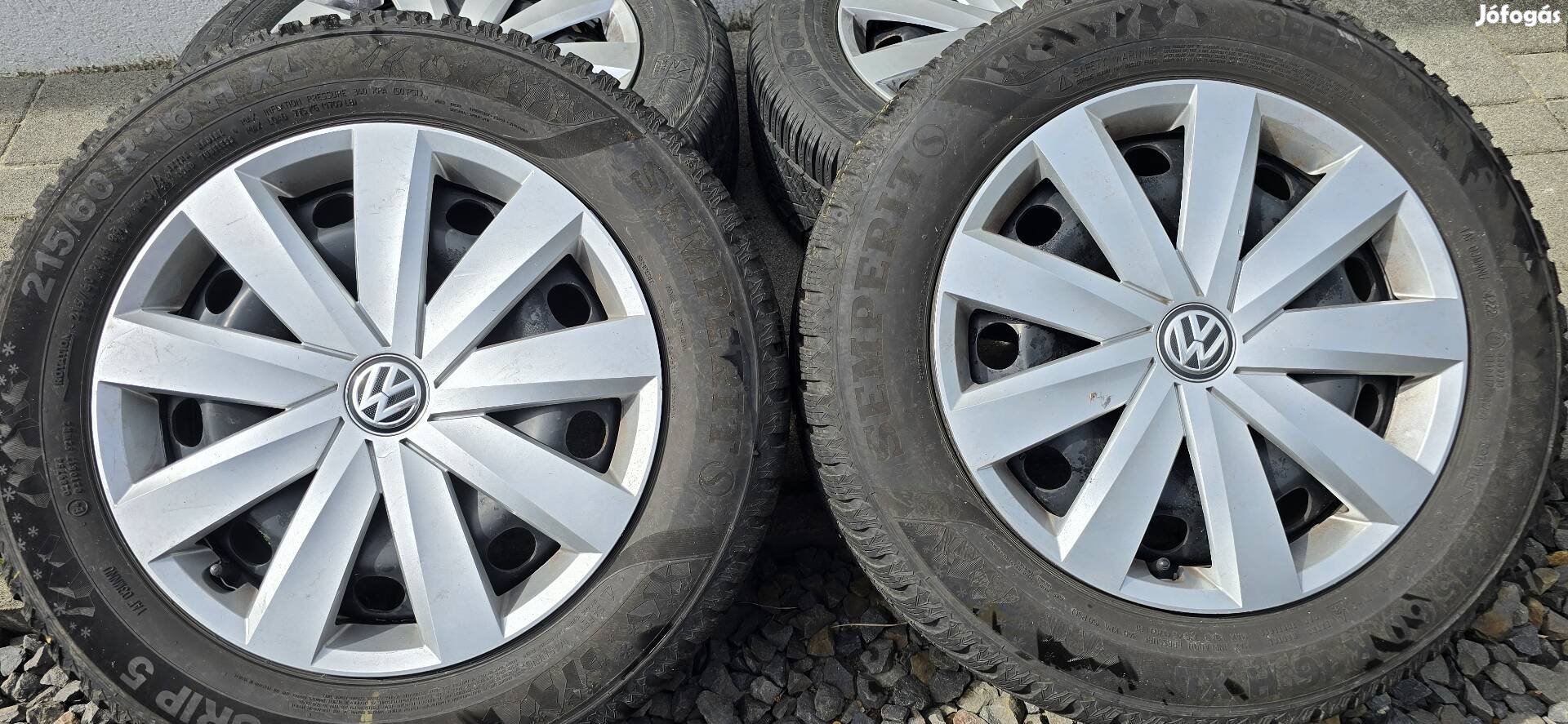 5x112 R16 VW Passat B8 Lemezfelni 215/60r16 Téligumival+Vw Dísztárcsa.