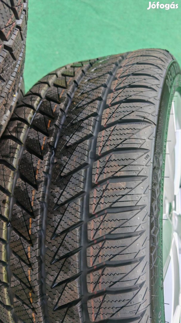 5x112 R18 gyári Audi A4 B8 B9 A6 C6 téli garnitúra