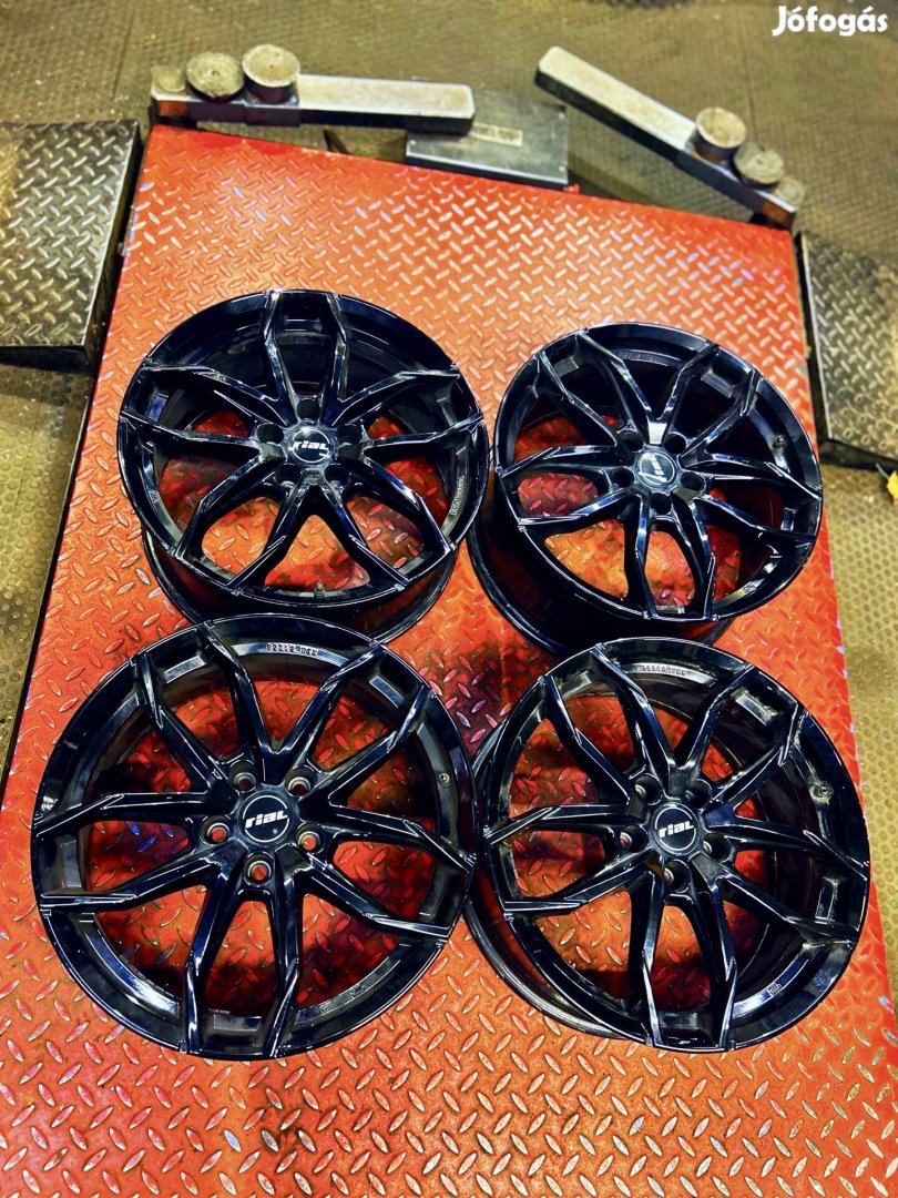 5x112 Rial 18"Audi,Mercedes,VW,Seat,Skoda R18, 18 újszerű