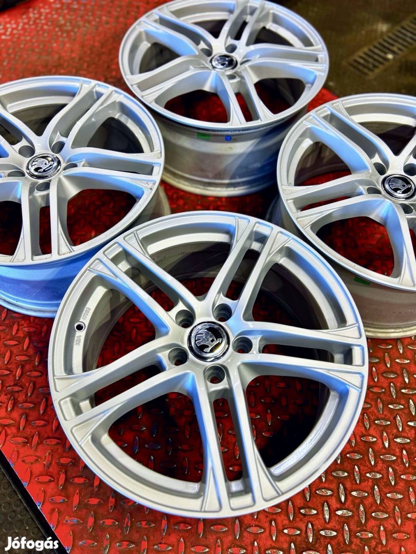 5x112 Skoda Superb 18"téli Falken R18