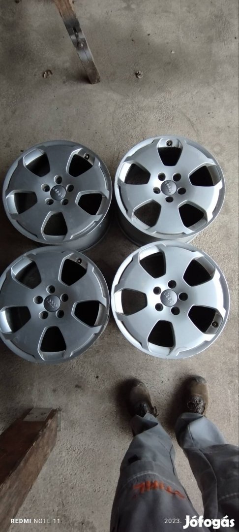 5x112 es R17 es audi gyári alufelni szett 