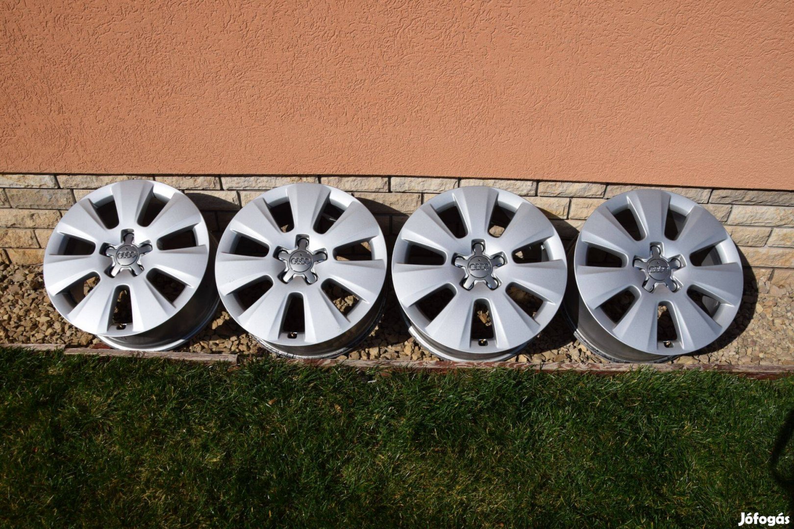5x112-es, 17-es gyári Audi S line felni garnitúra 8K0601025 AM